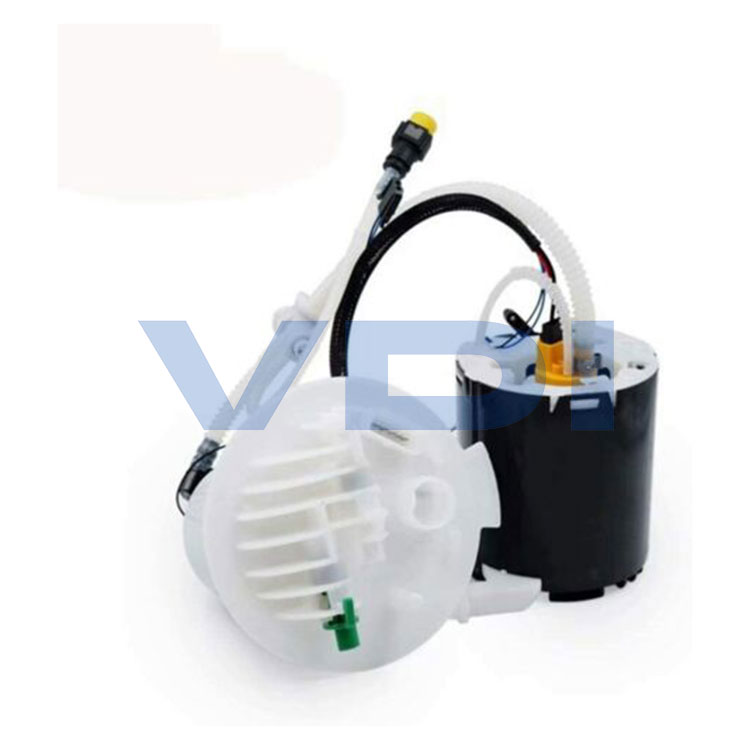 Land Rover Fuel Pump LR038601